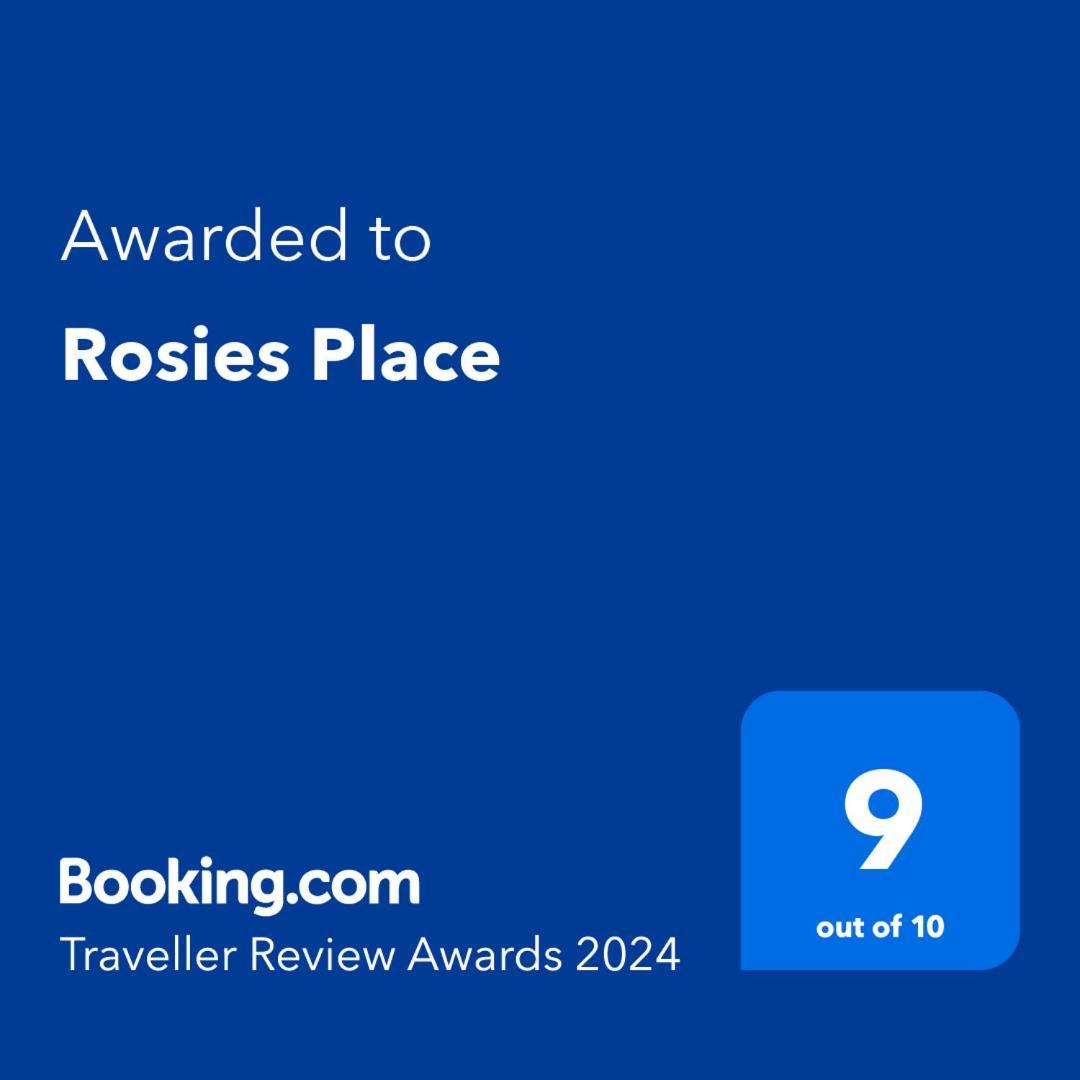 אואהמרו Rosies Place מראה חיצוני תמונה